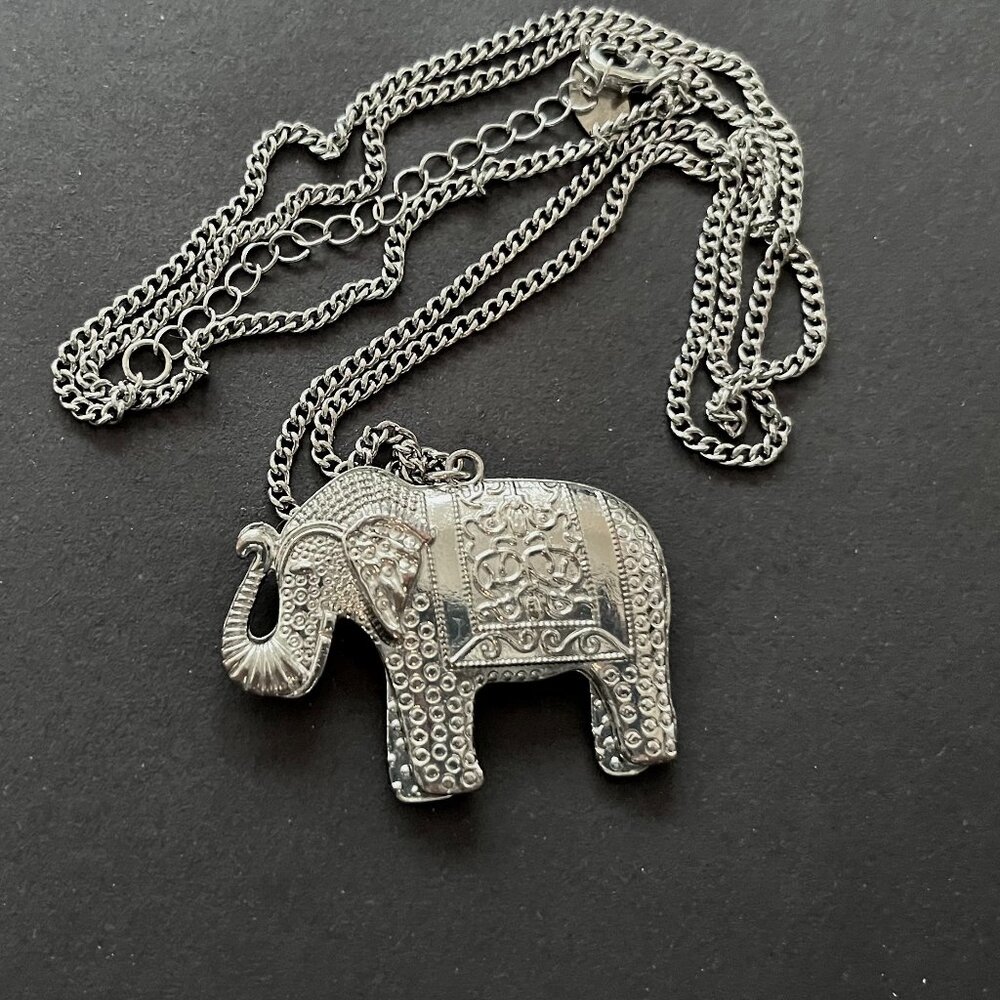 Long Boho Silver Elephant Necklace (ETC! Brand)